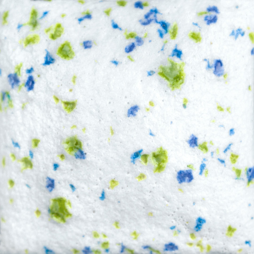 Mayco Snow Gems - SG-305 Spearmint Snow Gem