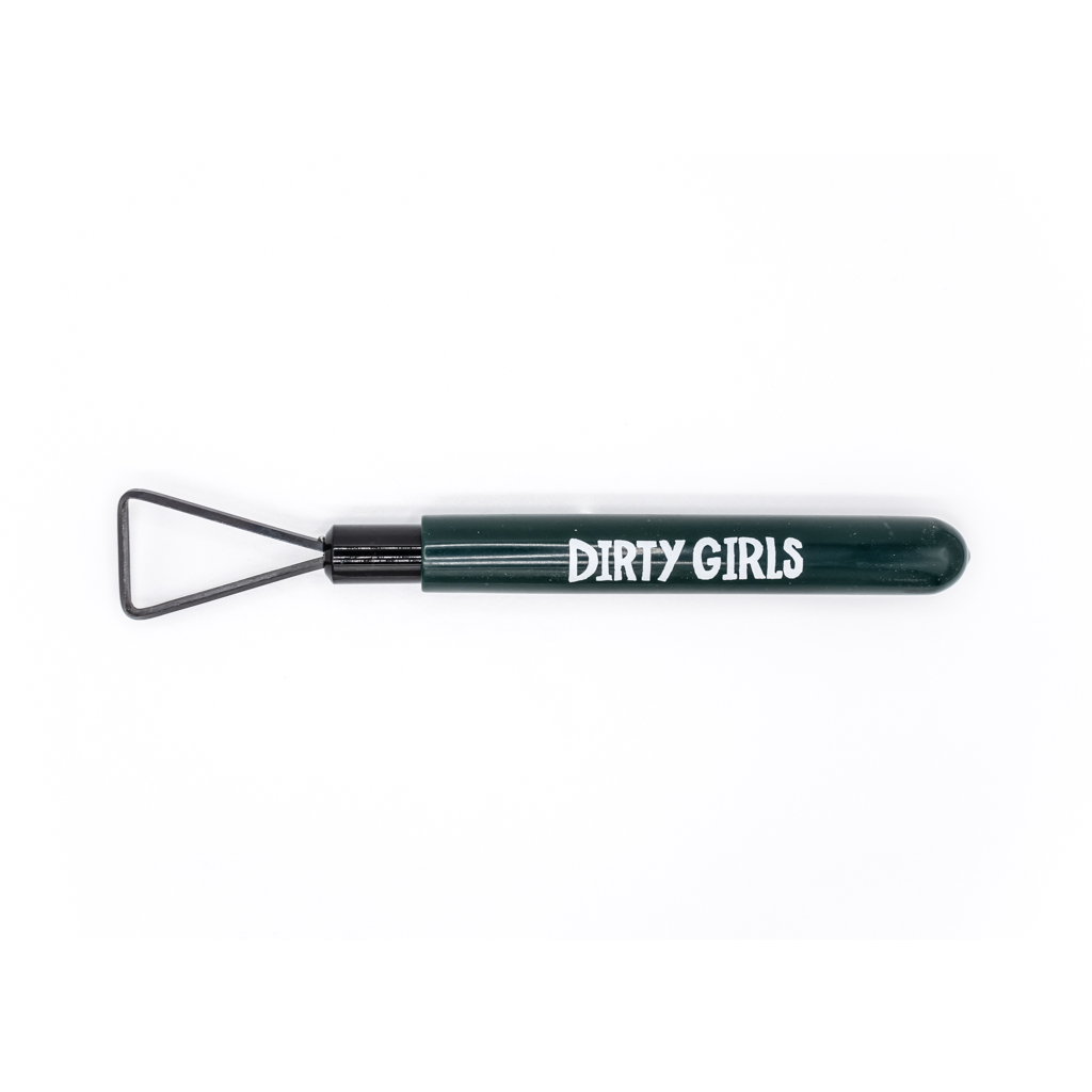 Dirty Girls GT203 Triangle Heavy Gauge Carbon Steel Trimming and Carving Tool