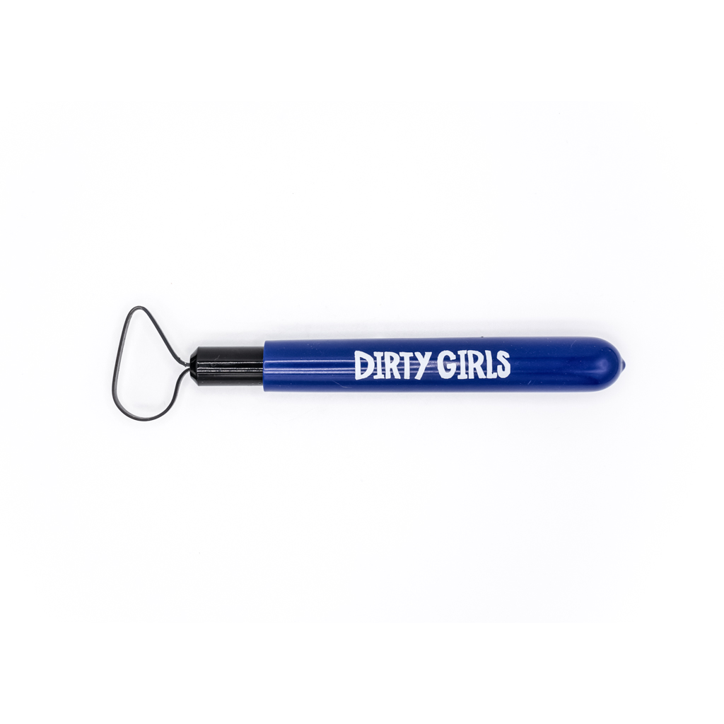 Dirty Girls GT302 Medium Teardrop Medium Gauge Carbon Steel Trimming and Carving Tool