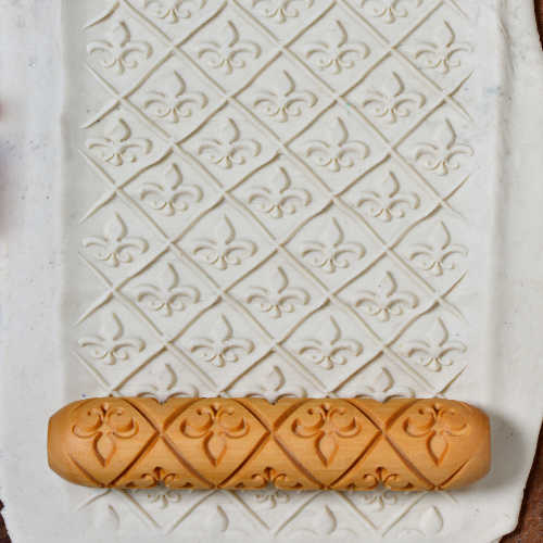 MKM BHR-005 Big Hand Roller - Fleur-de-lis