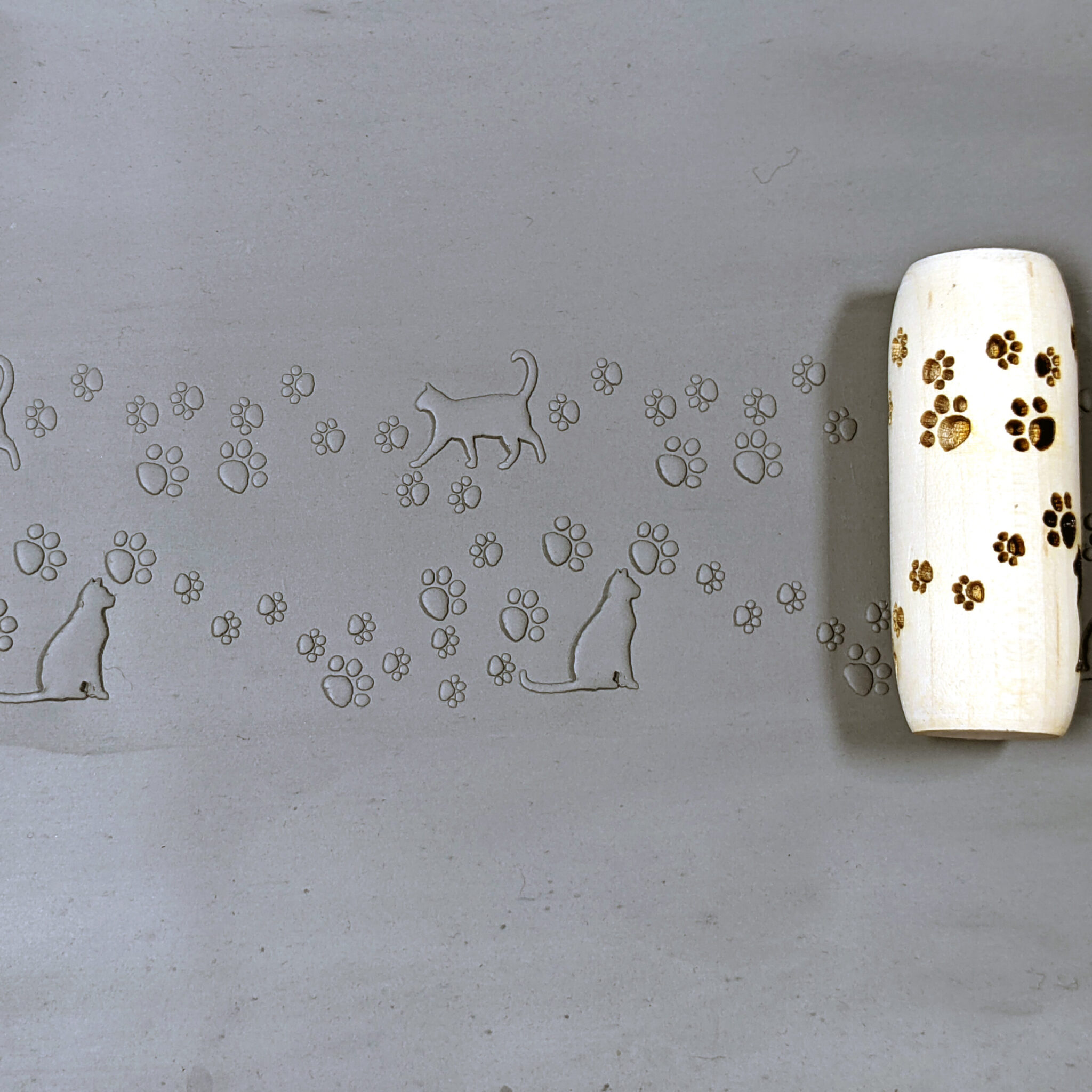 Socwell SD2233 Hand Roller - Cats Play